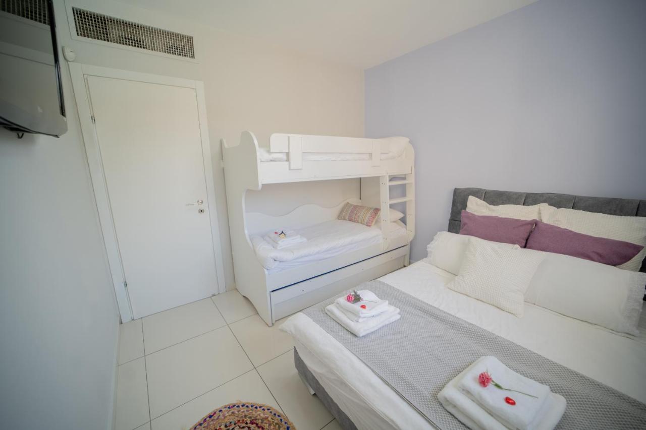 Yalarent Oasis Garden With Private Pool Appartement Eilat Buitenkant foto