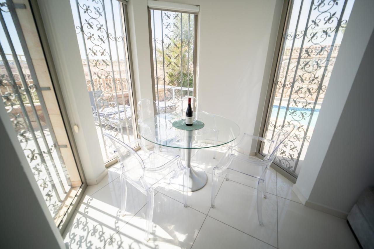 Yalarent Oasis Garden With Private Pool Appartement Eilat Buitenkant foto